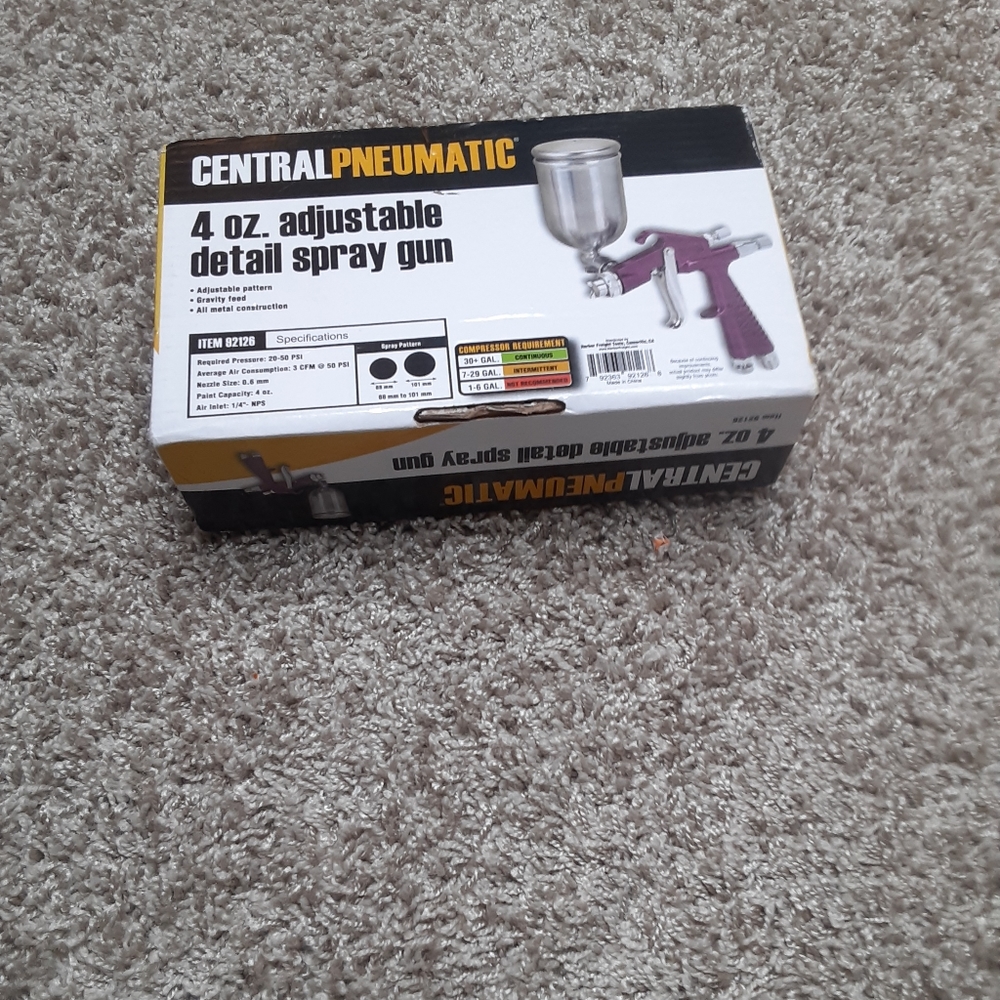 Central Pneumatic Detail Spray Gun
